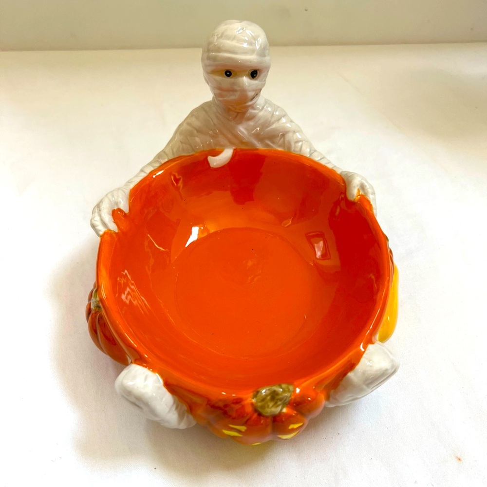 Mummy Pumpkin Dish Candy Trinket Soap Bowl Jack-O-Lantern Halloween Ceramic